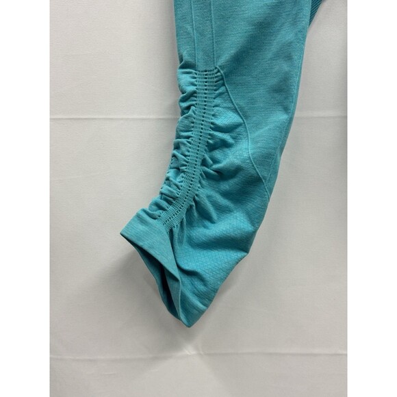 Lululemon In The Flow Crop II *Size 4* - Picture 2 of 6